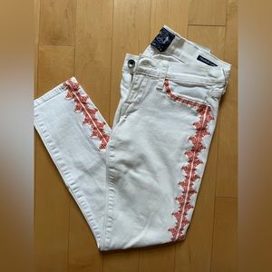 White Lucky Brand Embroidered Jeans